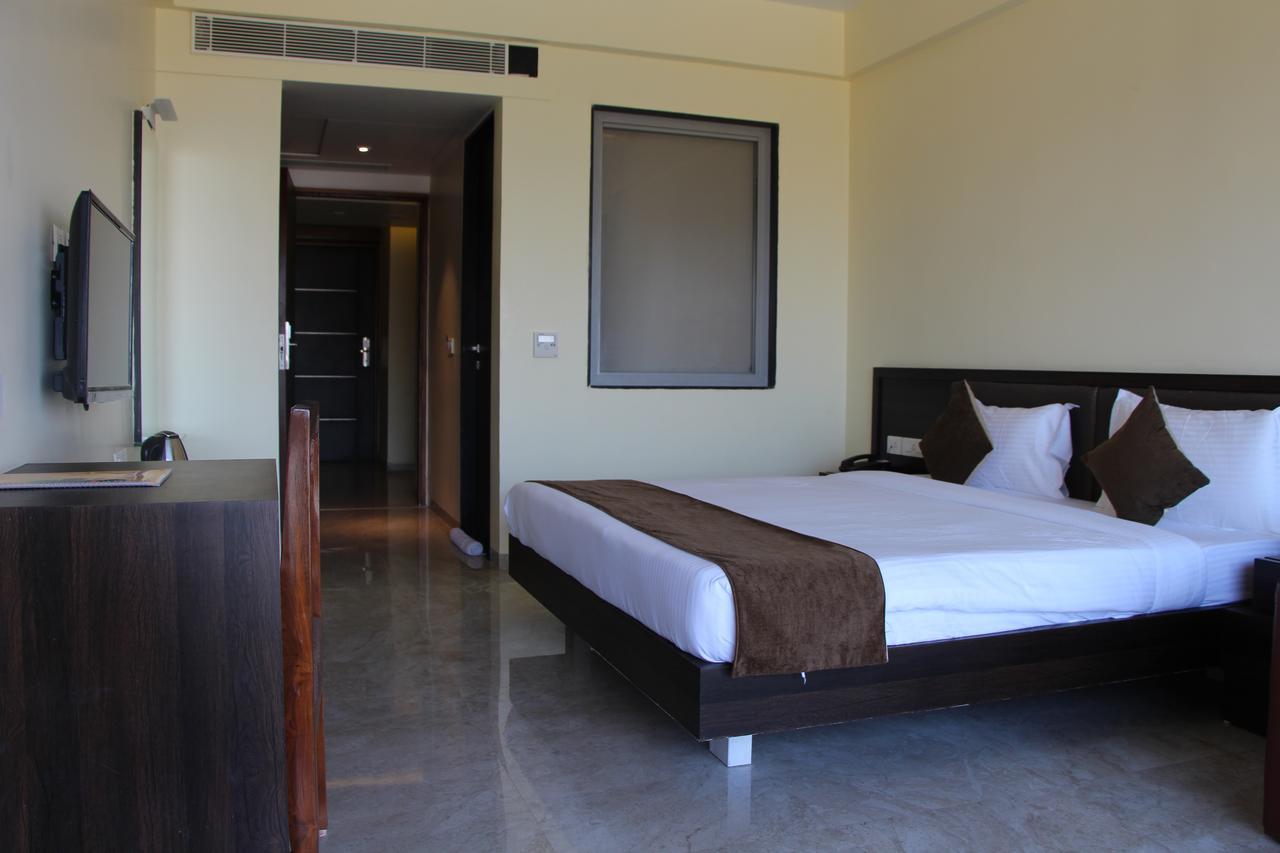 Krishna Beach Resorts - ديو المظهر الخارجي الصورة
